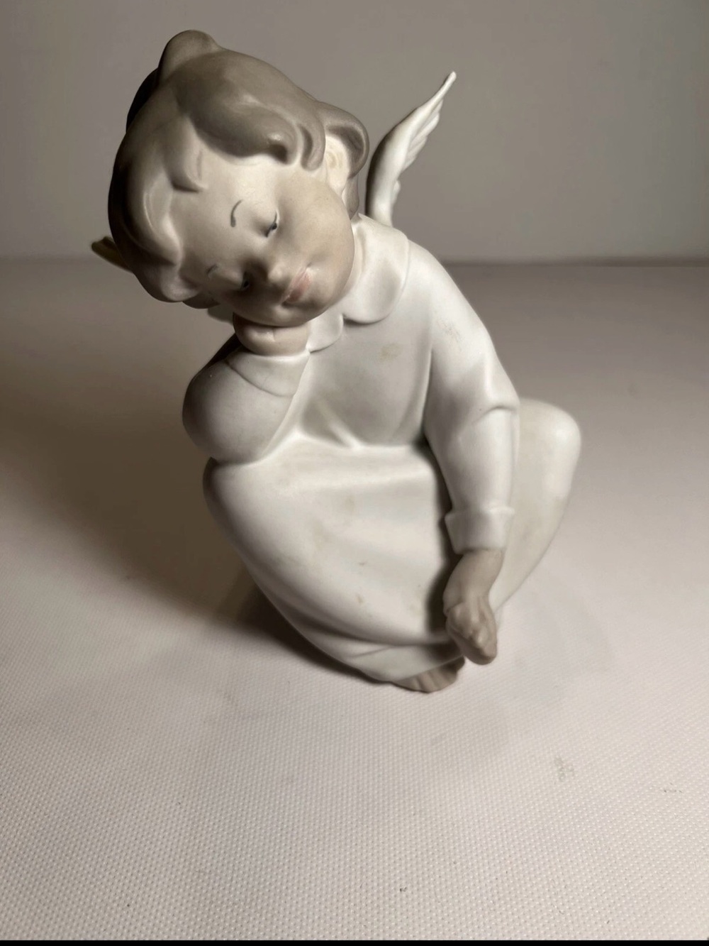 😇Vintage Lladró #4961 “Cherub, Dreaming” Matte Porcelain Angel Figurine 😇🤍